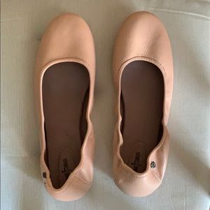 Minnetonka Ballet Flats, Size 10, Color Blush/Pink